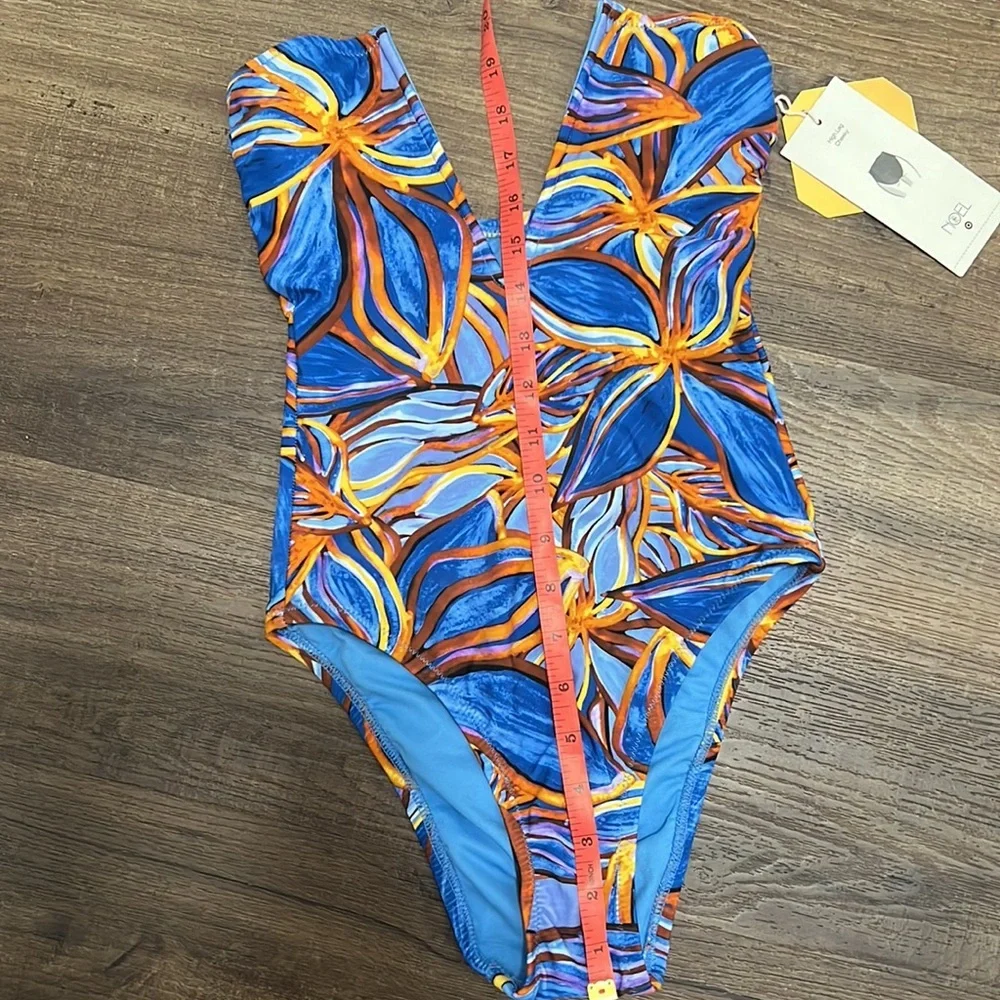 NWT Target Fe Noel Whole Piece Swim